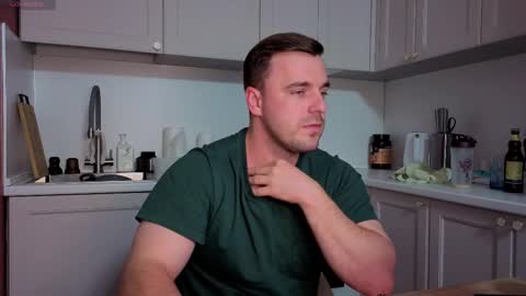 Snapshot of dosilasa chatting on 17, 9, 2025 Sasha online show from 17, 9, 2025