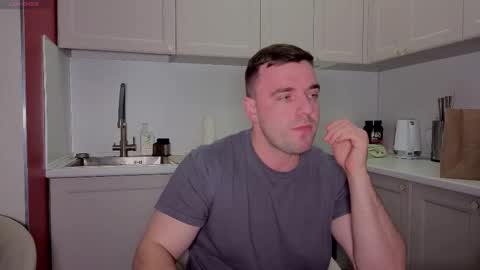 Snapshot of dosilasa chatting on 28, 9, 2025 Sasha online show from 28, 9, 2025