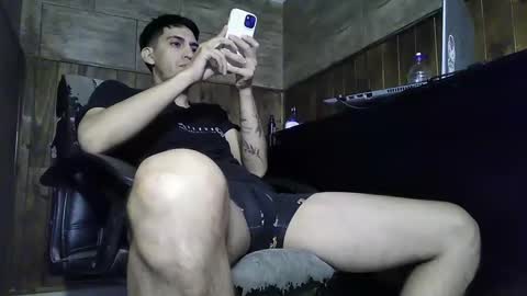 Snapshot of dotadopatagonia chatting on 4, 11, 2025 dotado11 online show from 4, 11, 2025