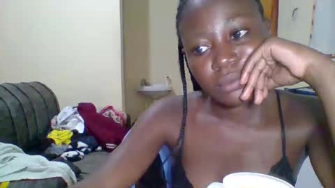 Snapshot of dottletop chatting on 17, 2, 2025 dottletop online show from 17, 2, 2025