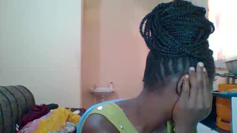 Snapshot of dottletop chatting on 18, 2, 2025 dottletop online show from 18, 2, 2025