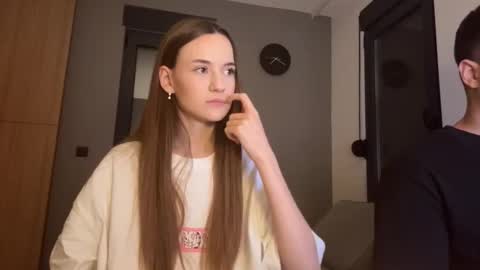 Alice and Mark online show from 14, 10, 2025