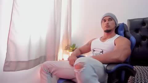 Snapshot of doublefun24 chatting on 15, 5, 2026 Isabella and Alessandro online show from 15, 5, 2026