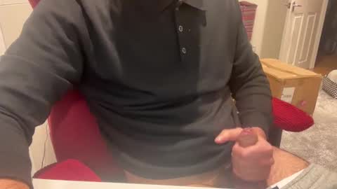 Snapshot of doubleinterest chatting on 5, 12, 2025 doubleinterest online show from 5, 12, 2025