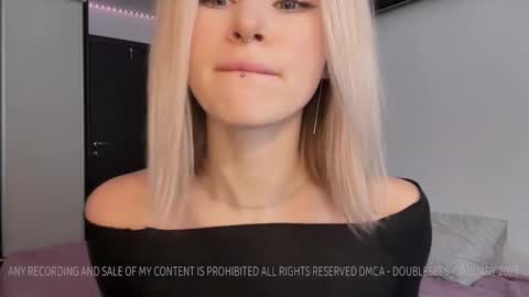 MOLLYYYY dont forget to give me a thumb up online show from 23, 1, 2025