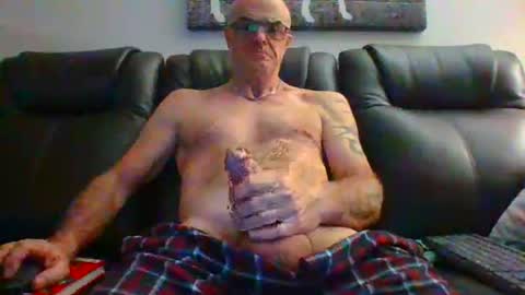 Snapshot of doum1122 chatting on 24, 2, 2025 doum1122 online show from 24, 2, 2025