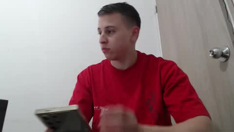 Snapshot of draco_boy2000 chatting on 22, 3, 2026 draco_boy2000 online show from 22, 3, 2026