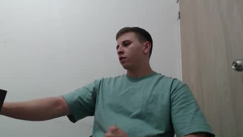 Snapshot of draco_boy2000 chatting on 28, 3, 2026 draco_boy2000 online show from 28, 3, 2026