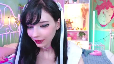 Draculaura online show from 4, 12, 2024