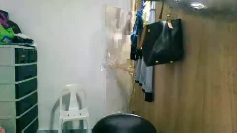 Snapshot of dragonlady402 chatting on 24, 2, 2026 Dragon Lady online show from 24, 2, 2026