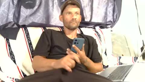 Snapshot of dragonoid96 chatting on 8, 7, 2026 lovemachine online show from 8, 7, 2026