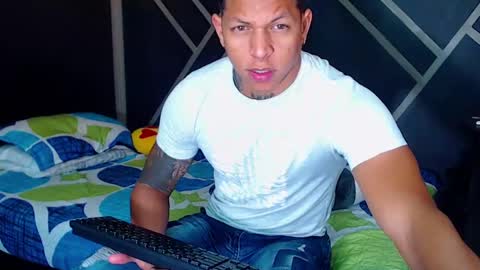 Snapshot of drake_jhonson08 chatting on 12, 12, 2024 Drake online show from 12, 12, 2024
