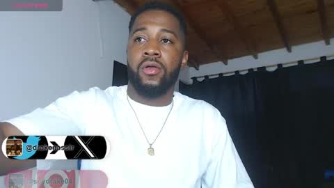 Snapshot of drake_nassir4 chatting on 21, 5, 2026 ---Drake--- online show from 21, 5, 2026