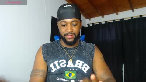 Snapshot of drake_nassir4 chatting on 29, 5, 2026 ---Drake--- online show from 29, 5, 2026
