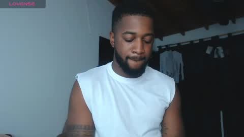 Snapshot of drake_nassir4 chatting on 7, 6, 2026 ---Drake--- online show from 7, 6, 2026