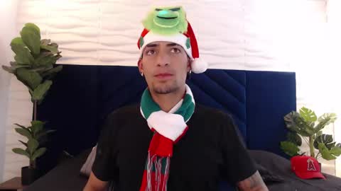 Snapshot of drakeneumann chatting on 5, 12, 2024 Drake Neuman online show from 5, 12, 2024