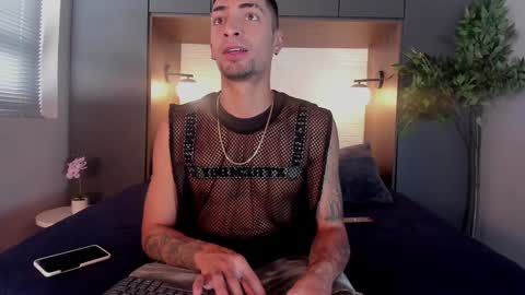 Snapshot of drakeneumann chatting on 31, 1, 2025 Drake Neuman online show from 31, 1, 2025