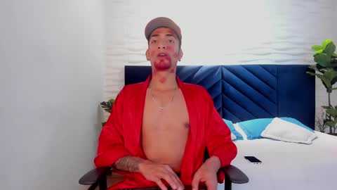 Snapshot of drakeneumann chatting on 15, 2, 2025 Drake Neuman online show from 15, 2, 2025