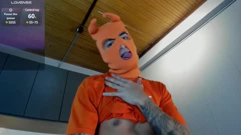 Snapshot of drakeneumann chatting on 17, 2, 2025 Drake Neuman online show from 17, 2, 2025