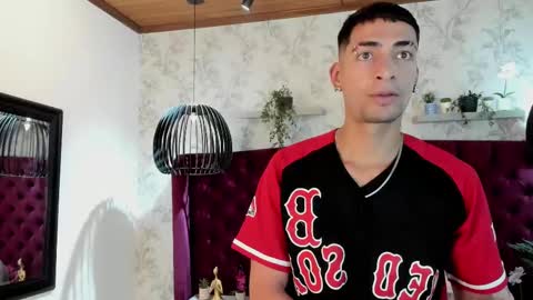 Snapshot of drakeneumann chatting on 20, 2, 2025 Drake Neuman online show from 20, 2, 2025