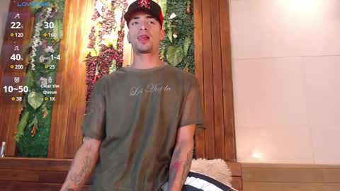 Snapshot of drakeneumann chatting on 23, 2, 2025 Drake Neuman online show from 23, 2, 2025