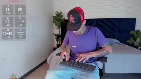 Snapshot of drakeneumann chatting on 1, 3, 2025 Drake Neuman online show from 1, 3, 2025