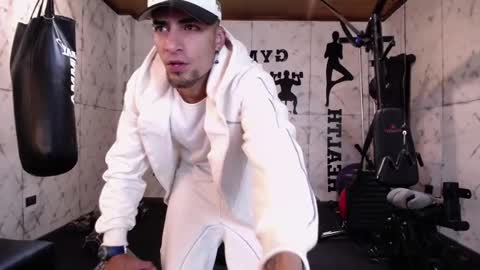 Snapshot of drakeneumann chatting on 9, 9, 2025 Drake Neuman online show from 9, 9, 2025