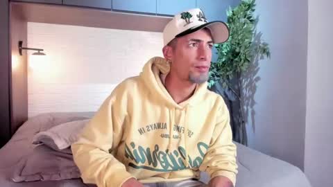 Snapshot of drakeneumann chatting on 13, 9, 2025 Drake Neuman online show from 13, 9, 2025