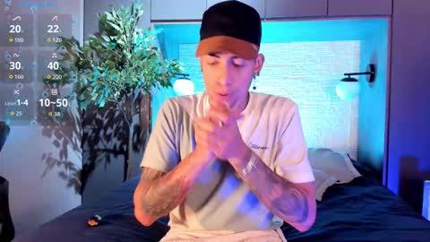 Snapshot of drakeneumann chatting on 20, 10, 2025 Drake Neuman online show from 20, 10, 2025