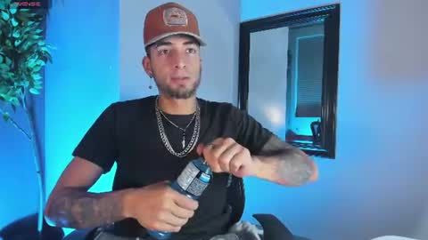 Snapshot of drakeneumann chatting on 12, 7, 2026 Drake Neuman online show from 12, 7, 2026