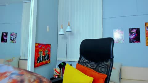 Snapshot of drako_lamar chatting on 4, 1, 2025 Drako online show from 4, 1, 2025