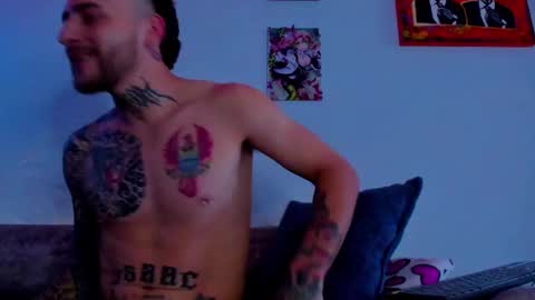 Snapshot of drako_lamar chatting on 1, 10, 2025 Drako online show from 1, 10, 2025