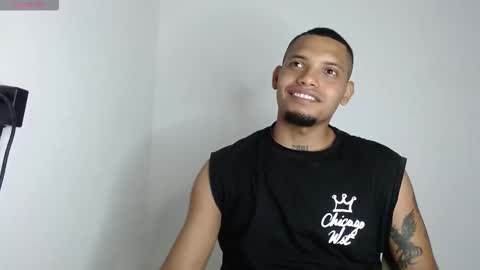 Snapshot of drako_monstercock chatting on 26, 10, 2025 drako_monstercock online show from 26, 10, 2025