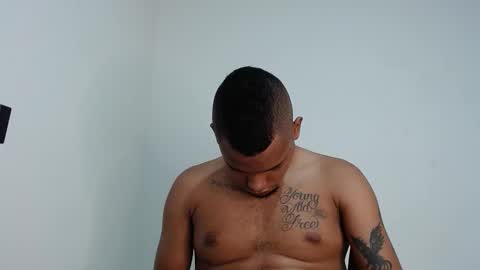 Snapshot of drako_monstercock chatting on 13, 11, 2025 drako_monstercock online show from 13, 11, 2025