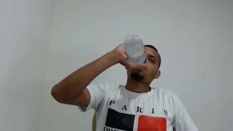 Snapshot of drako_monstercock chatting on 23, 11, 2025 drako_monstercock online show from 23, 11, 2025