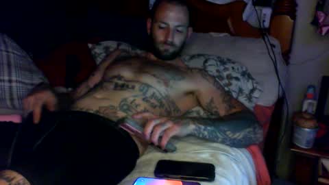 Snapshot of dreaded_folks chatting on 3, 10, 2025 dreaded_folks online show from 3, 10, 2025