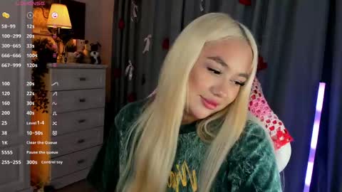 Snapshot of dreamaise chatting on 23, 4, 2026 Mary pvt open use pink and blue app lovense online show from 23, 4, 2026