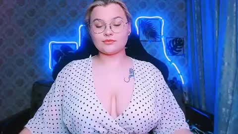 dreamforyoue2 online show from 6, 4, 2026