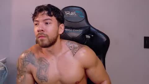 Snapshot of dreammr1 chatting on 10, 7, 2026 cris online show from 10, 7, 2026