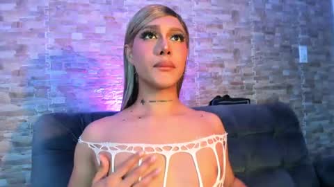 Snapshot of dreams_chloe chatting on 14, 7, 2026 dreams_chloe online show from 14, 7, 2026