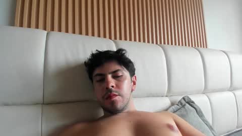 Snapshot of dreamsuxx chatting on 3, 11, 2025 Diego online show from 3, 11, 2025