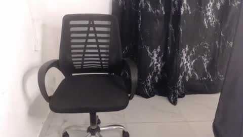 Snapshot of dreamy_wetpussy chatting on 27, 5, 2026 BEAUTY online show from 27, 5, 2026