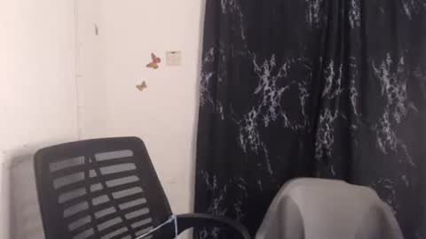 Snapshot of dreamy_wetpussy chatting on 29, 5, 2026 BEAUTY online show from 29, 5, 2026