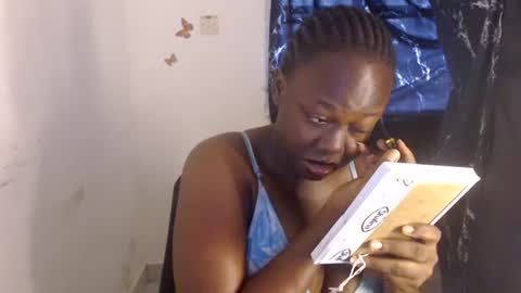 Snapshot of dreamy_wetpussy chatting on 2, 7, 2026 BEAUTY online show from 2, 7, 2026