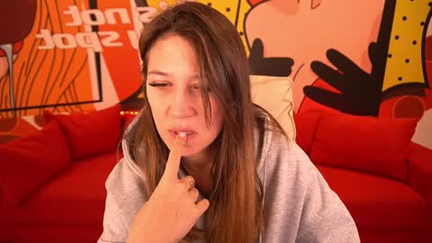 Snapshot of dreamylinaaa chatting on 2, 1, 2025 Lina online show from 2, 1, 2025