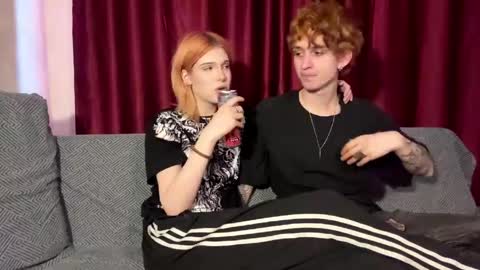 Snapshot of dreamypair chatting on 27, 4, 2026 Elena and Nikolai online show from 27, 4, 2026