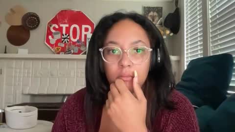 RIRI OR DREAMY online show from 10, 5, 2026