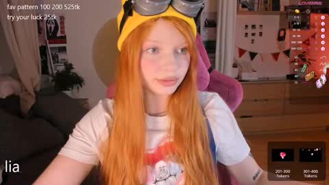 Snapshot of dreamysoul chatting on 20, 10, 2025 my name is Lia online show from 20, 10, 2025
