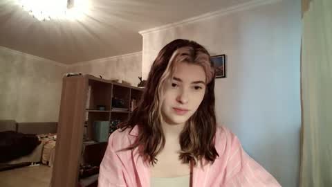 Snapshot of dremazwahlen chatting on 7, 2, 2026 Dia online show from 7, 2, 2026