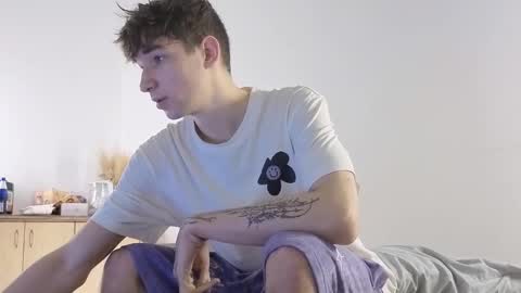 Mark online show from 21, 12, 2025